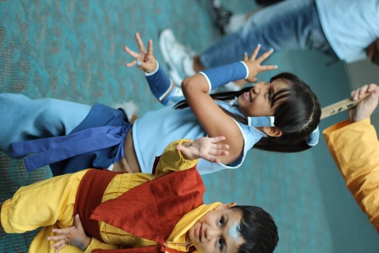 Cosplayers de Aang y Korra en la San Diego Comic-Con 2012