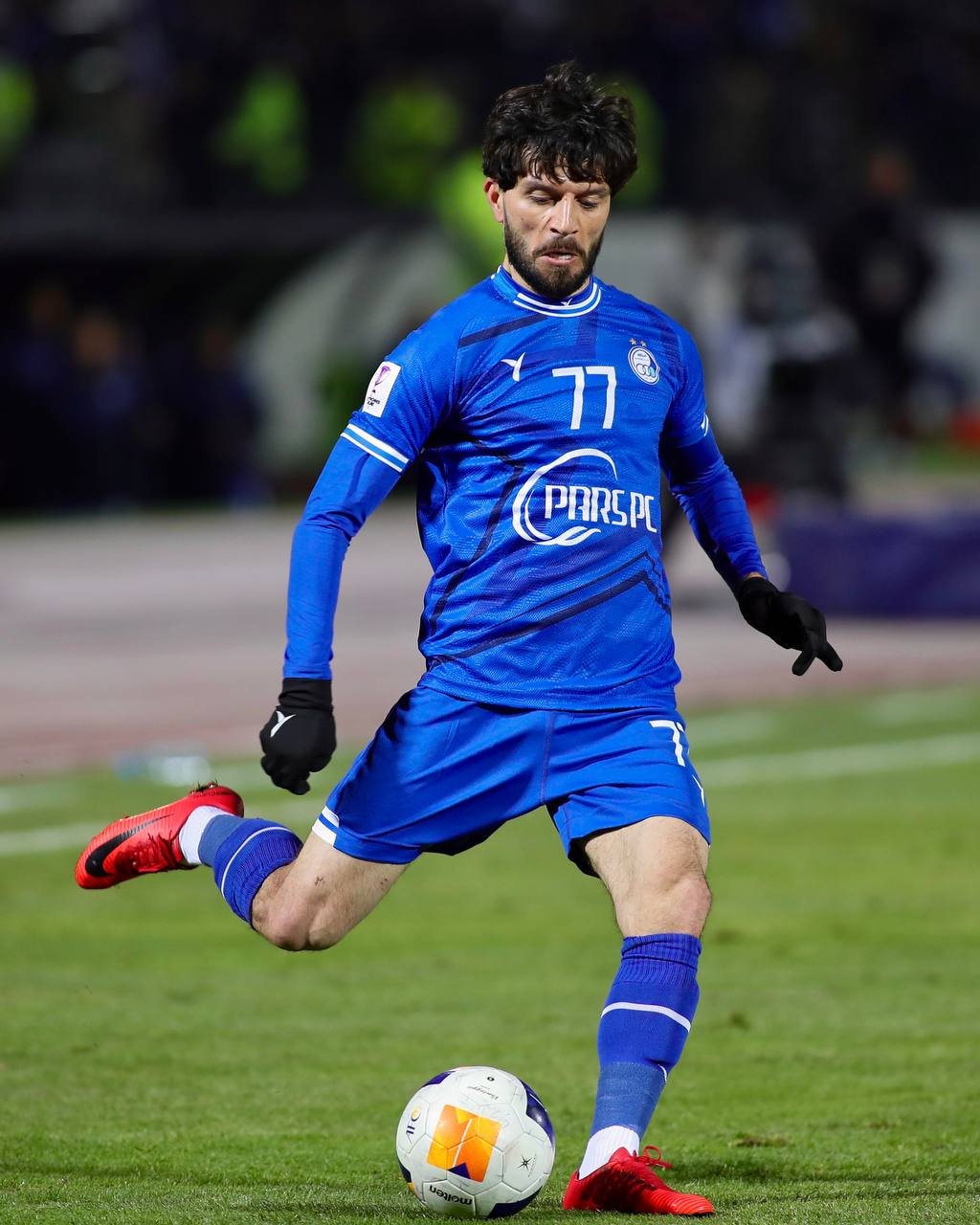 Partido de fútbol de la liga saudí Julián Quiñones contexto