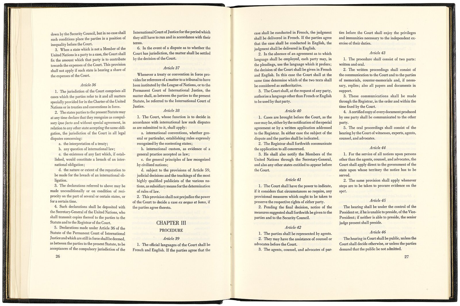 Páginas de la Carta de las Naciones Unidas de 1945