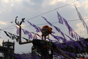La Catrina más alta del mundo rompe récord Guinness en el Zócalo: ¿qué pasó y por qué es tendencia?