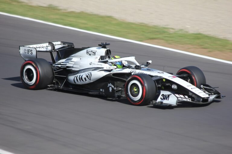 Checo Pérez seguirá en Cadillac hasta 2029: ¿qué pasó y por qué es tendencia?