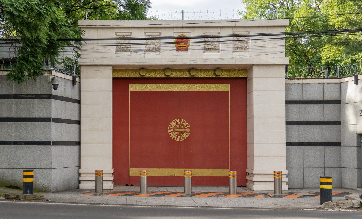 Fachada de la Embajada de China en la Ciudad de México