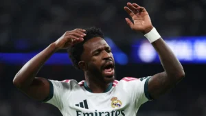 Vinícius, suspendido cuatro partidos: ¿qué pasó y por qué es tendencia?