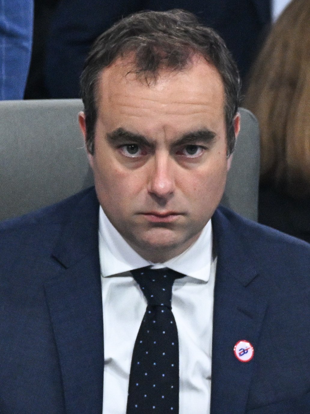 Retrato del primer ministro francés Sébastien Lecornu
