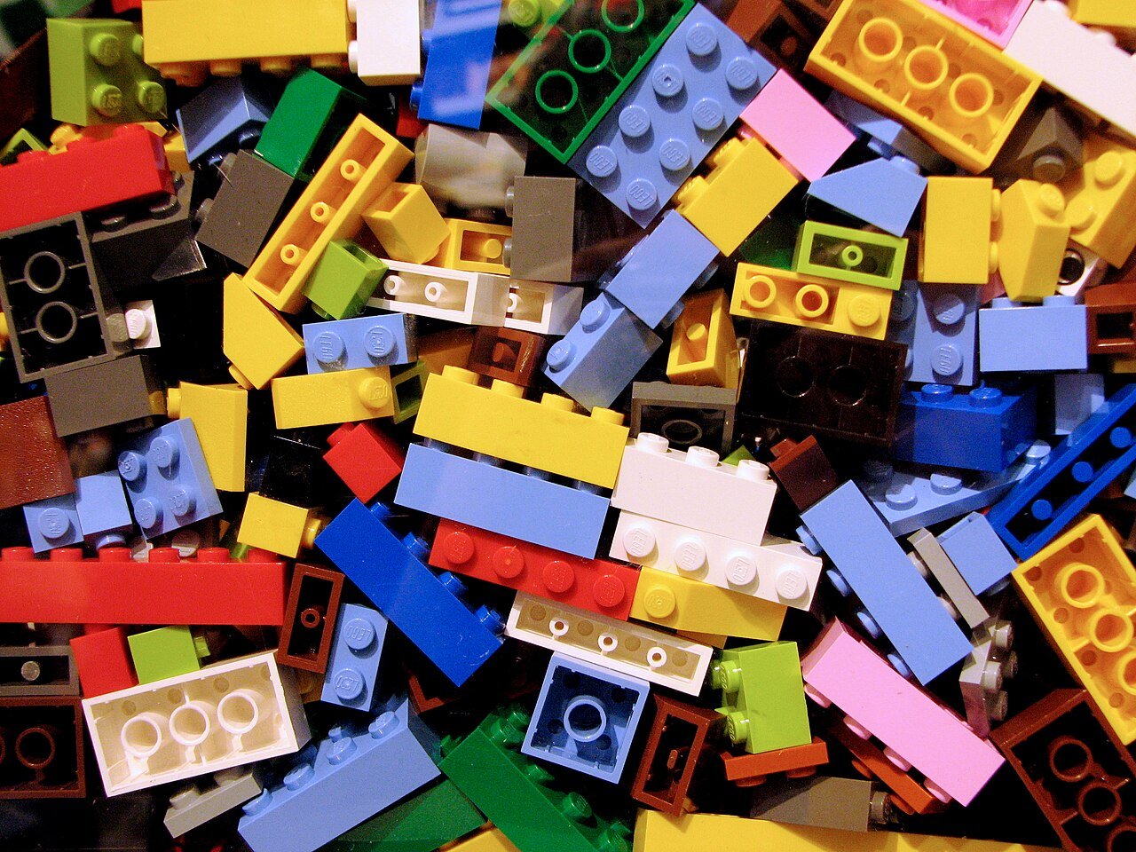 Piezas de LEGO de colores