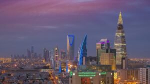 Ataque hutí al aeropuerto de Riad: ¿por qué es tendencia?